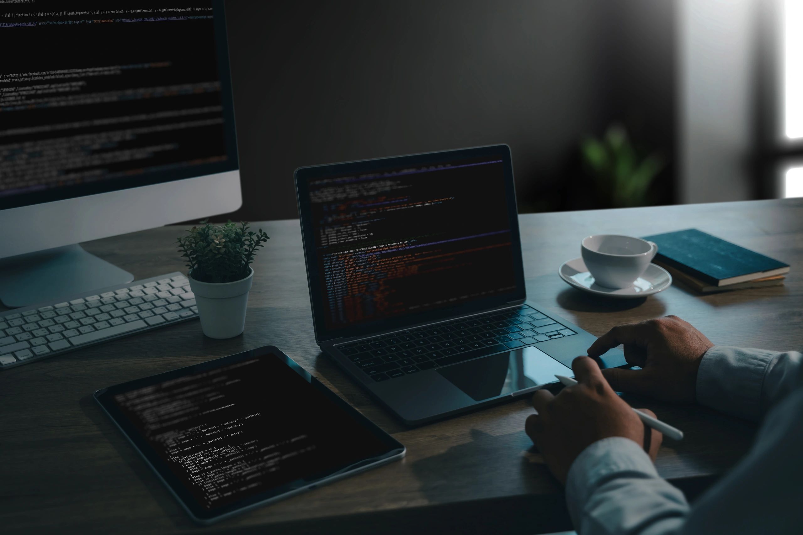 web application user interface dark theme